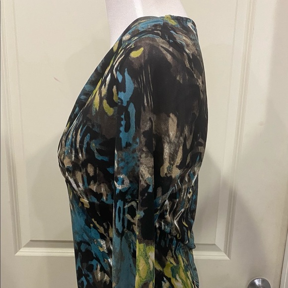 Tribal V-Neck Abstract Animal Print Top - Picture 2 of 6